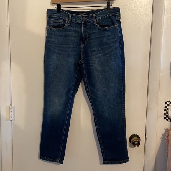 Banana Republic Girlfriend Jeans 30 / 10 Petite - Picture 3 of 10